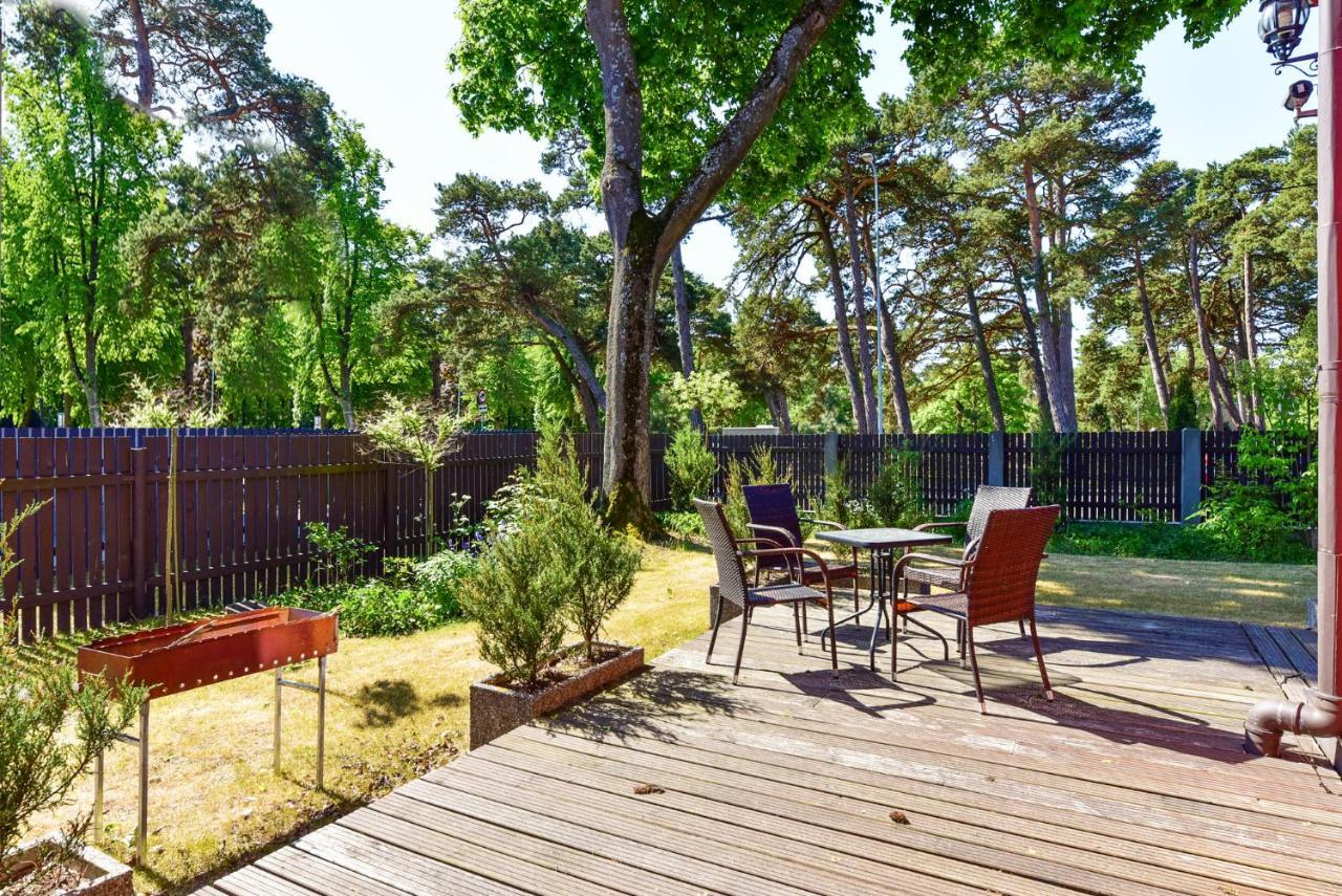 Villa Victoria Ventspils Extérieur photo