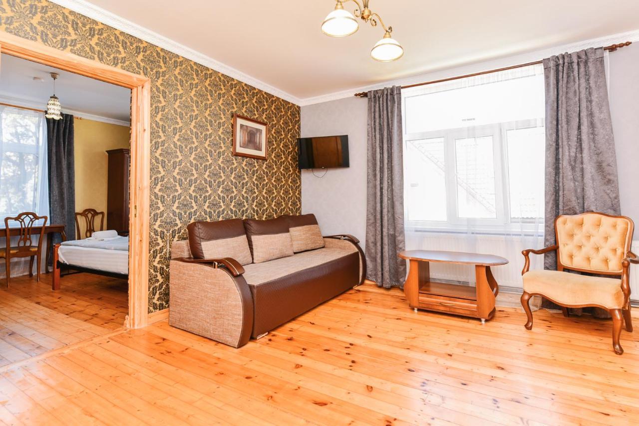 Villa Victoria Ventspils Extérieur photo