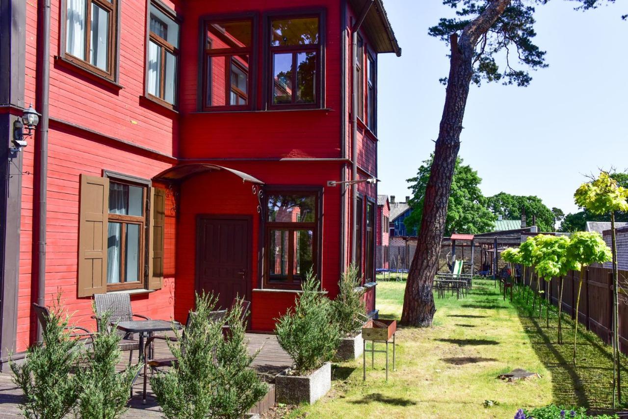Villa Victoria Ventspils Extérieur photo