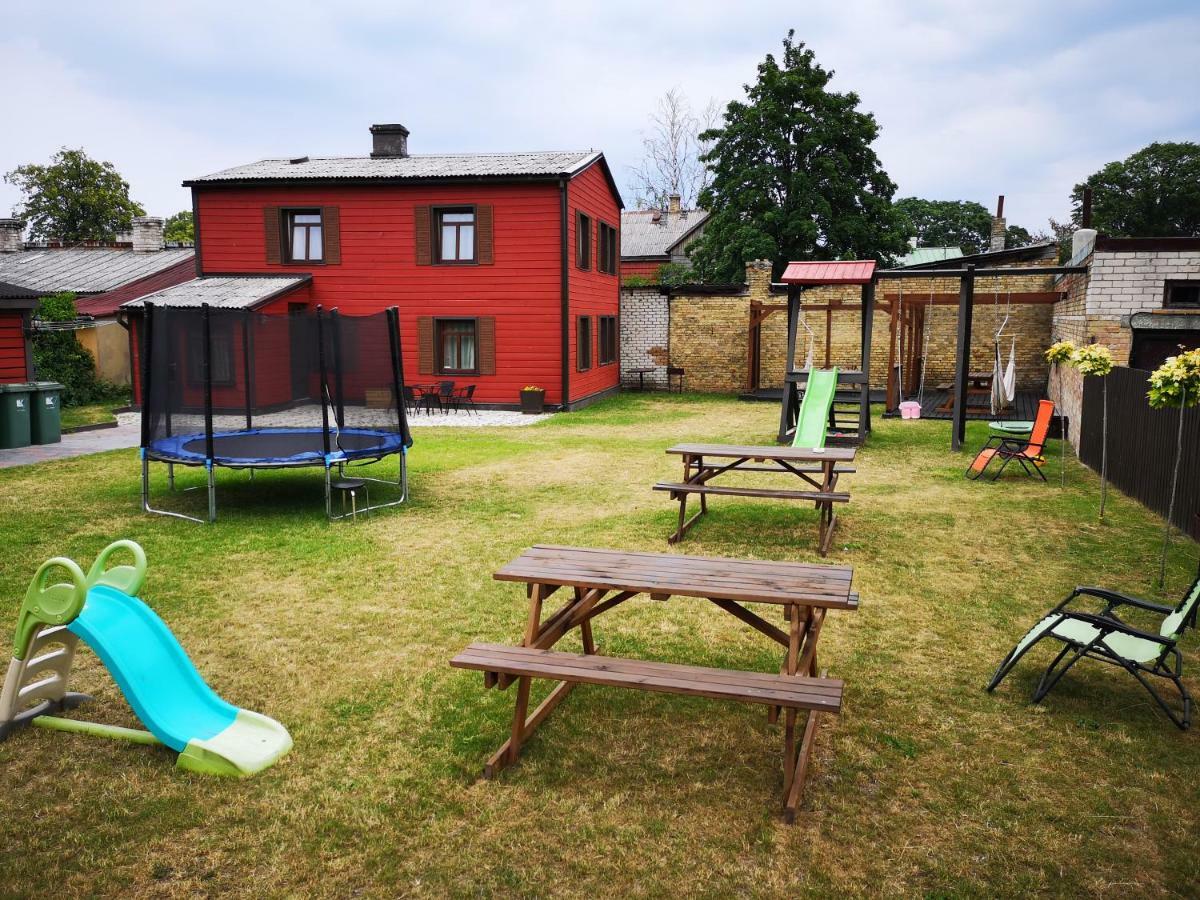 Villa Victoria Ventspils Extérieur photo