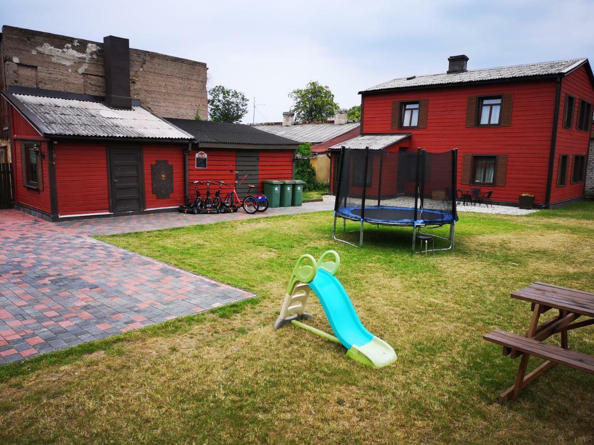 Villa Victoria Ventspils Extérieur photo
